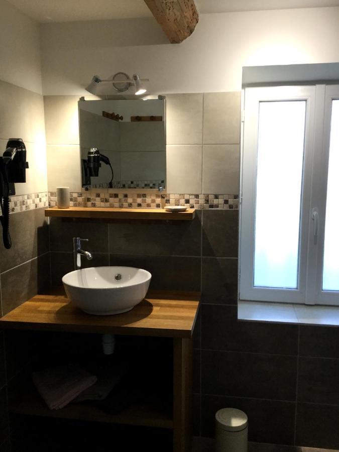 gîtes la ferme de marguerite Tulette Extérieur photo